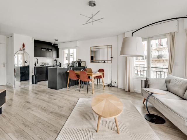 Jolie vue dégagée sur la Seine, très bel appartement dans un. 53m² Paris 16ème