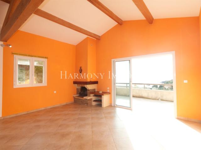 Jolie vue mer pour cette villa indépendante. 113m² Calcatoggio