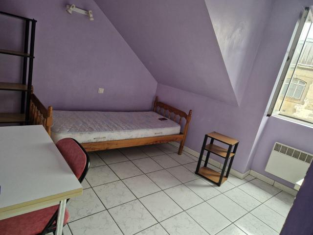 Jolie chambre meublée pour étudiant e