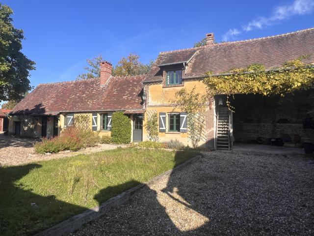 JOLIE LONGERE A VENDRE A SOREL MOUSSEL