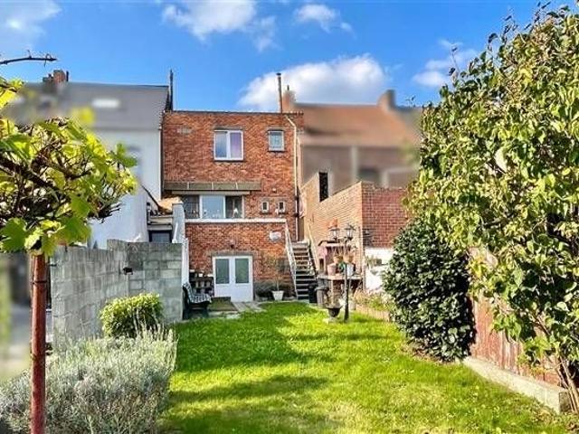 Jolie maison 3 ch très fonctionnelle & beau jardin