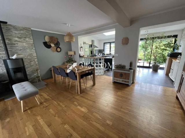 JOLIE MAISON 105 m2 3 CH Garage Jardin