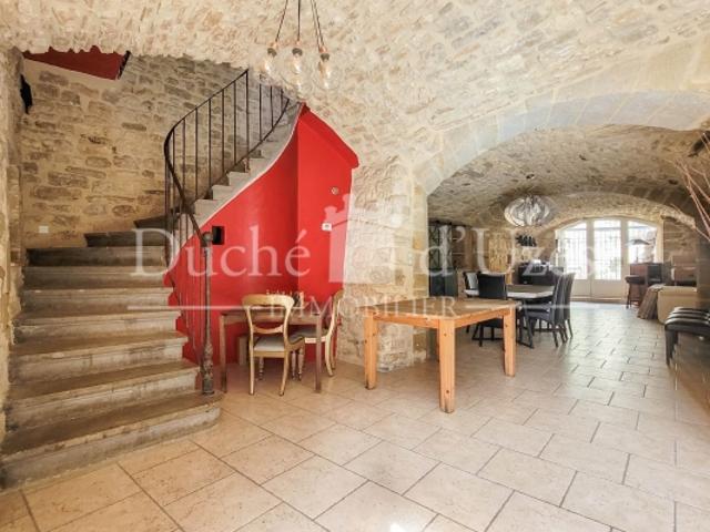 Jolie Maison