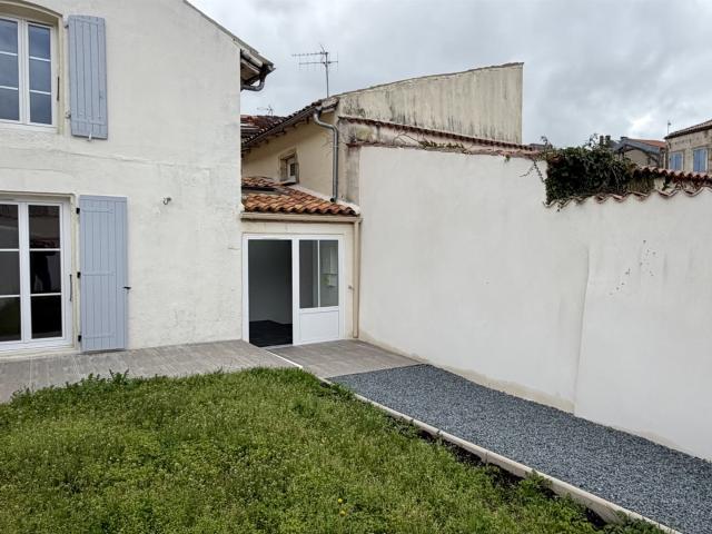 Jolie maison coeur de ville de St Jean d'Angély 80m² Saint Jean d'Angély