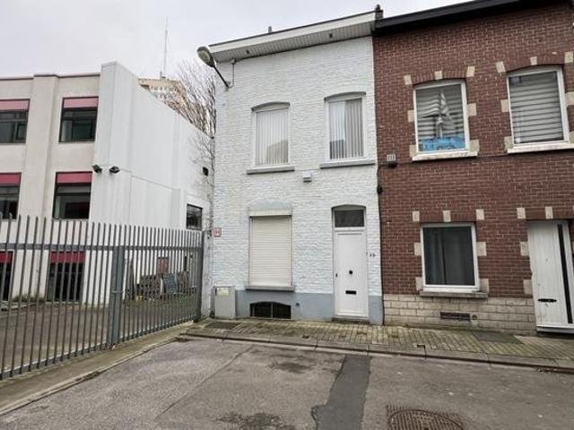 Jolie maison A deux pas de la place ALBERT