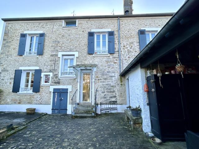Jolie maison bourgeoise pleine de charme