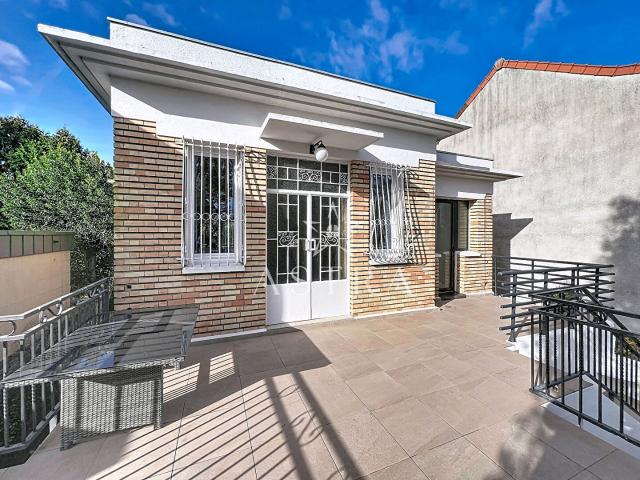 Jolie maison d'architecte de 5 pièces Domaine du Parc