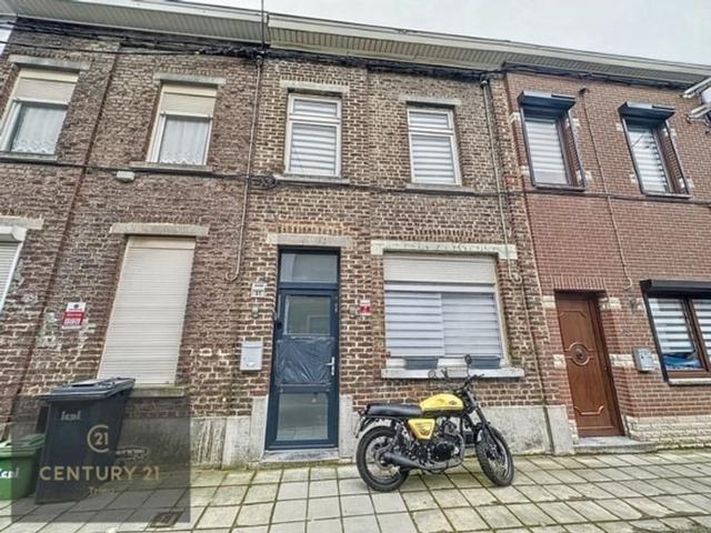 Jolie maison de 3 chambres avec terrasse et jardin