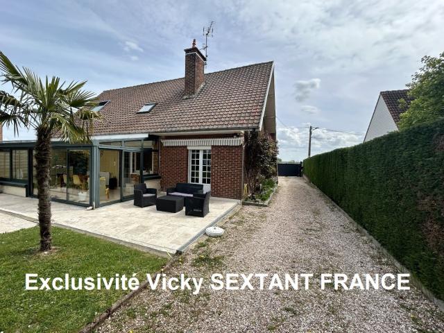 Jolie Maison de campagne individuelle avec double garage