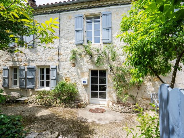 Jolie Maison De Famille Avec Piscine A Larressingle 153m² Larressingle