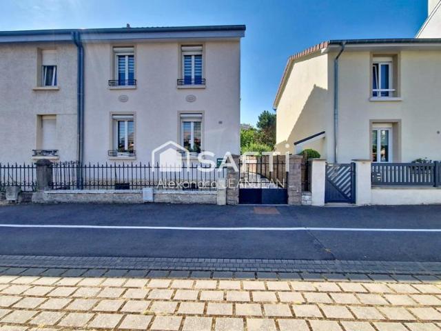 Jolie Maison de ville à Moulins lès Metz