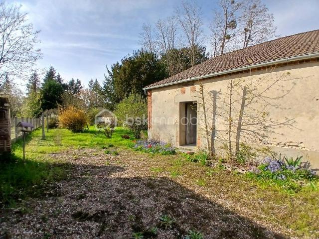 Jolie maison de ville au calme avec jardin