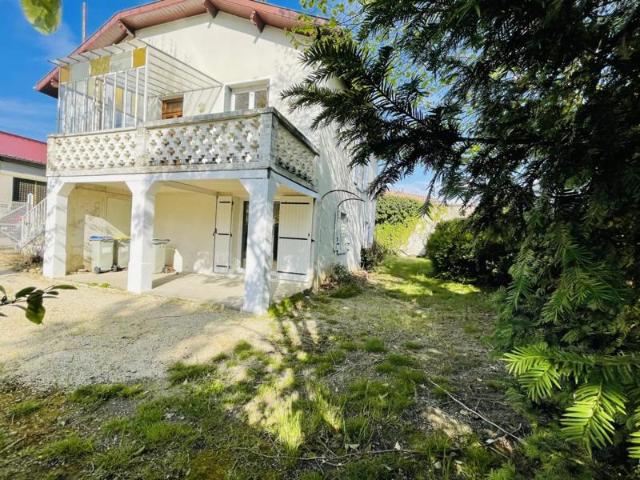 JOLIE MAISON DES ANNEES 1930