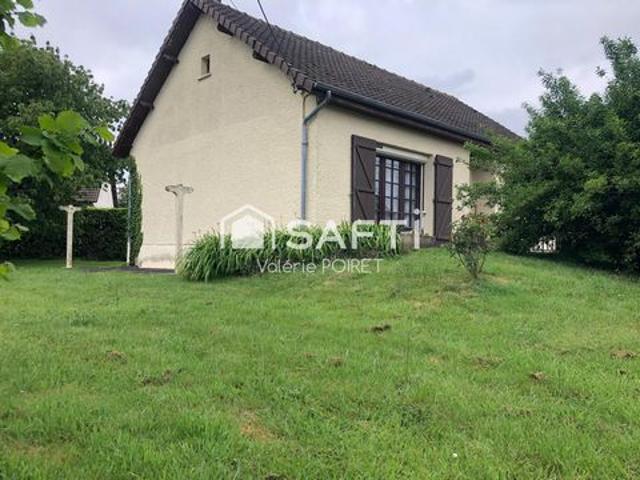 JOLIE MAISON D'HABITATION AVEC GRAND JARDIN