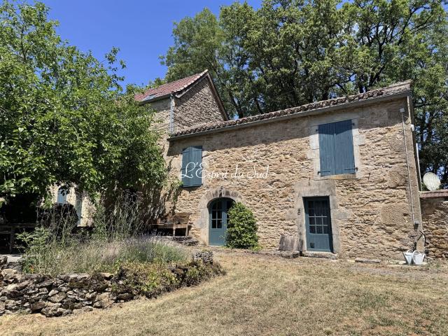 Jolie maison en pierre avec très belles vues 161m² Ginals