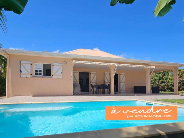 Jolie maison F5 de plain pied avec piscine au calme