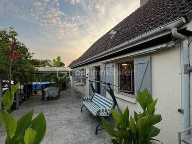 Jolie Maison familiale de 166m2 habitable, 7 chambres, garage double, terrain clos