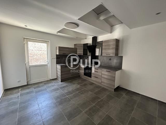 JOLIE MAISON INDIVIDUELLE SITUEE A DECHY