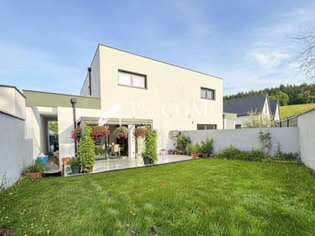 Jolie maison moderne de 90 m2 construction 2022 avec jardin sur 2,18 ares