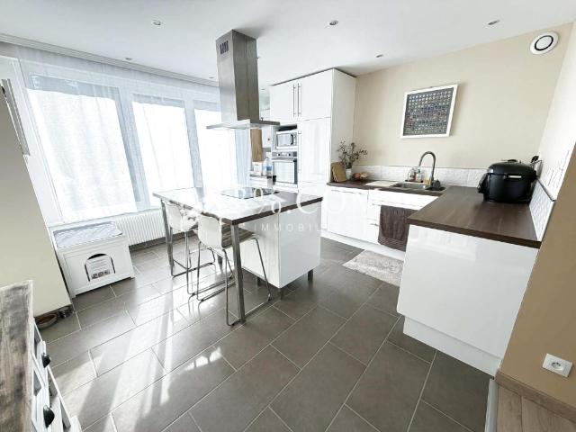 JOLIE MAISON SITUEE AU CALME 3CH+Buraeu 105 m2 Avec jardin