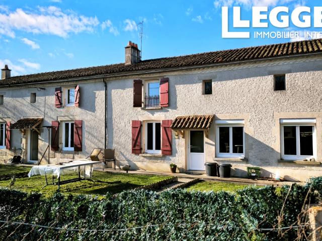 Jolie maison située dans un petit hameau rural calme et convivial