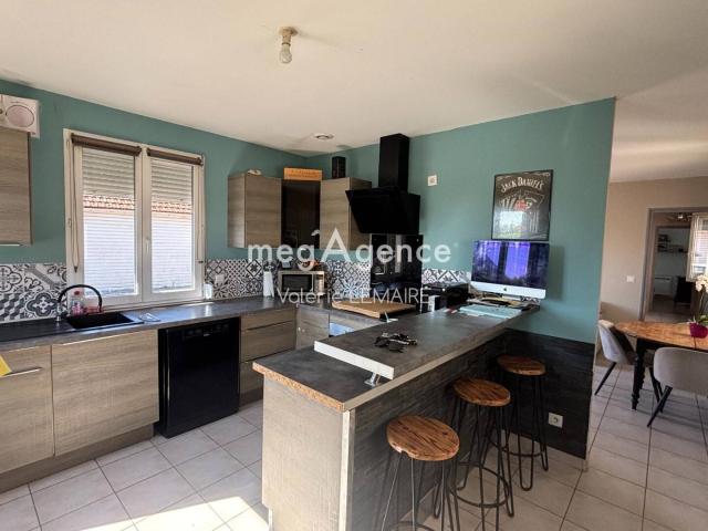 Jolie maison plain pied 62m², 2 chambres sur 592m²