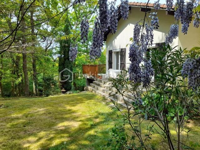 Jolie maison plain pied de 133 m² sur grand terrain