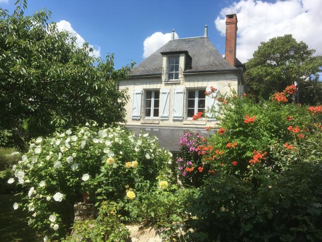 Jolie petite maison datant d’environ 1800. 63m² Loches