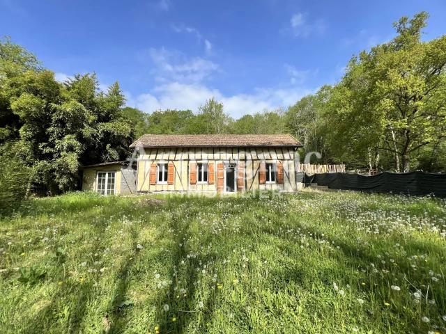 Jolie petite maison 55m² Sos