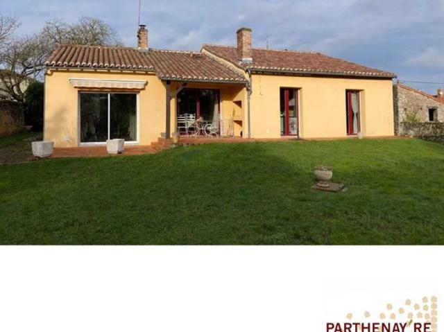 Jolie propriété à THÉNEZAY