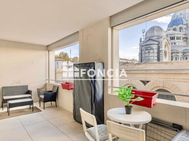 Joliette rue mazenod appartement t3 terrasse box