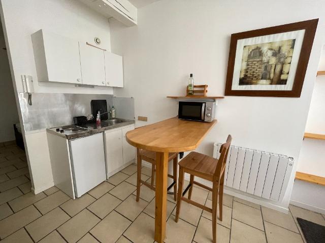 JOR SR123 Vieux Lille T1 bis meublé de 22,96m²