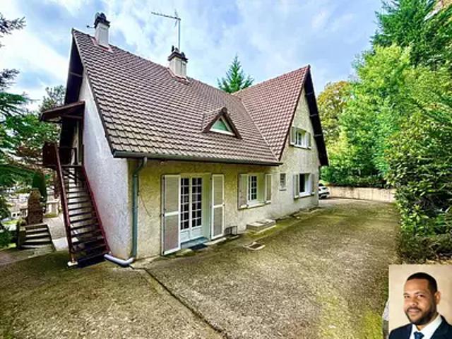 Jouy en Josas 78350 Achat / Vente maison 7 pièces t7 jardin