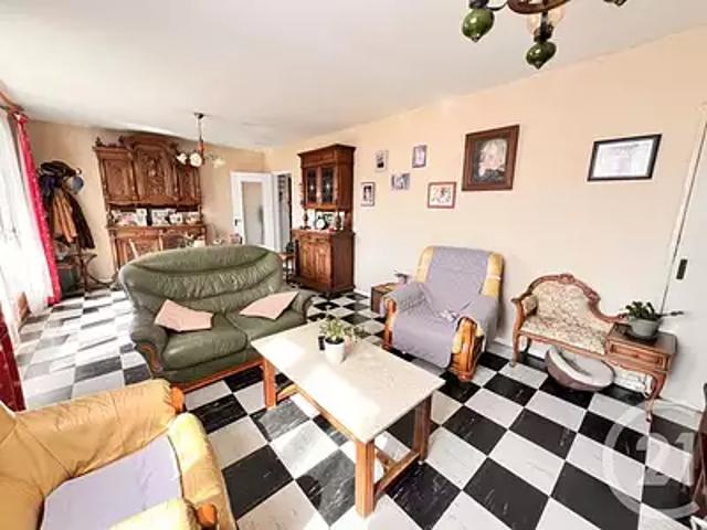 Joué lès Tours 37300 Achat / Vente appartement 5 pièces t5