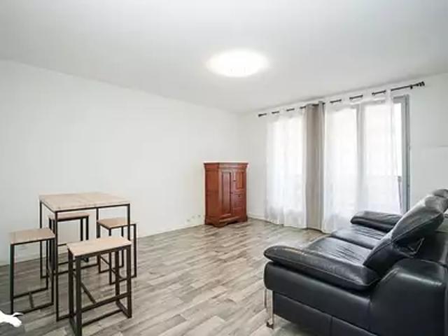 Joué lès Tours 37300 Achat / Vente appartement 3 pièces t3 au dernier étage
