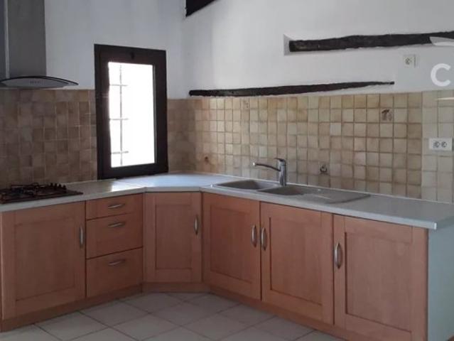 JOUQUES EN CAMPAGNE APPARTEMENT T4 AVEC GARAGE