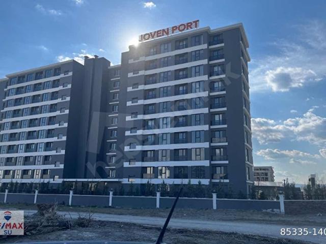 JOVEN PORT SİTESİNDE LÜKS EŞYALI SİTE İÇİNE BAKAN 1+1 DAİRE