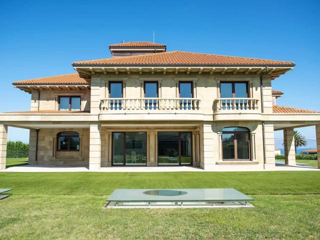 Joya Arquitectonica vista al Cantabrico Gijon 2300m² Gijón
