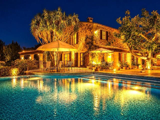 Joya Exclusiva Finca Mediterránea con carácter Mallorquín y licencia ETV