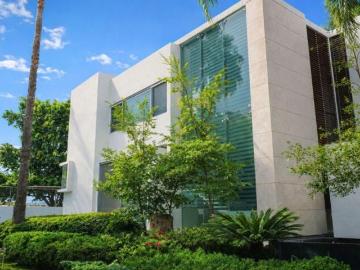 Joya Única en Valle Real Residencia de Lujo en Doble Lote Coto Montecarlo Zapopan Jalisco Mexico