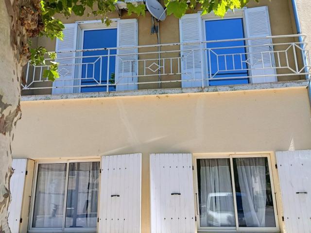 Joyeuse Vente Maison 07
