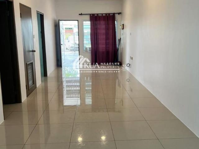 Joyous Park Single Storey House 9th Miles For Rent!