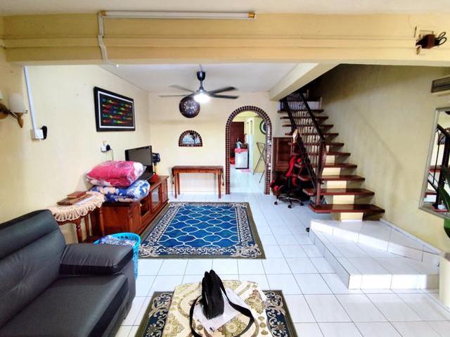 JLN GELAM TMN RINTING MASAI Double Storey Lowcost FULLY RENOVATED