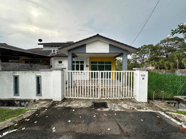 Jln Sri Ehsan Tmn Sri Ehsan Single Storey Semi D Corner lot for Sale