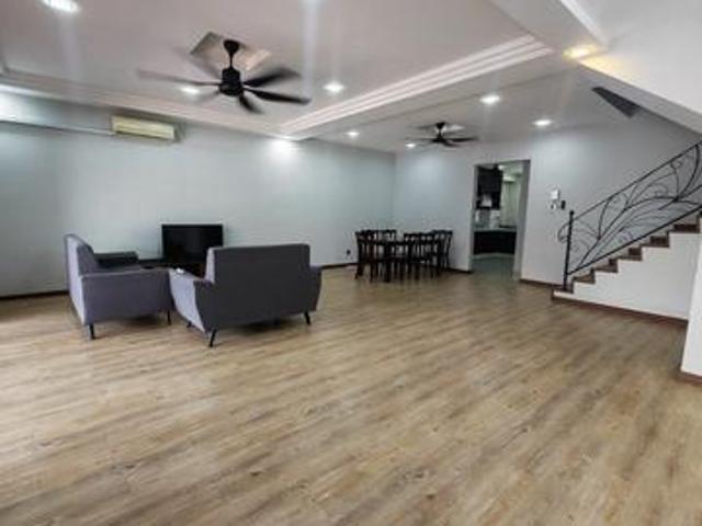 Jln Perjiranan 10 Bandar Dato Onn Renovated GG Good Condition