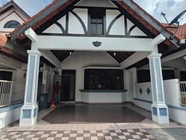 Jln Pesona Pelangi Indah 15Storey GG With Aircon Heater Autogate