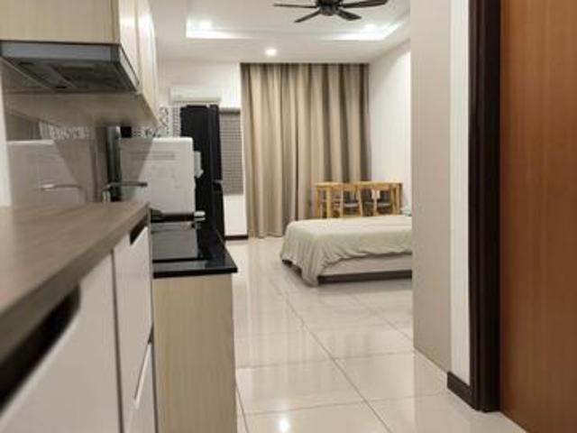 Jln Tg batu Boulevard studio service apartment