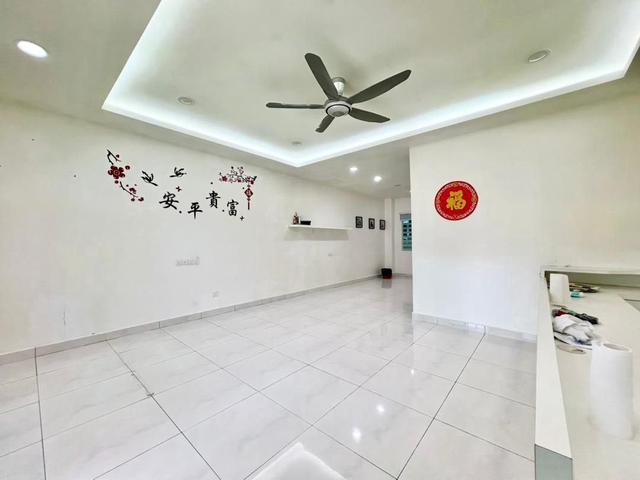 JP Perdana Cube 166 Mount Austin Crest