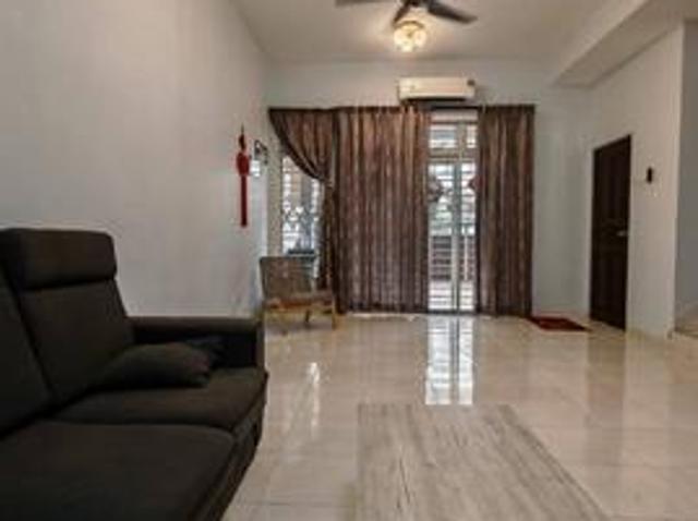 Jp Perdana Cube 166 Double Storey Renovated Extended Northeast Unit