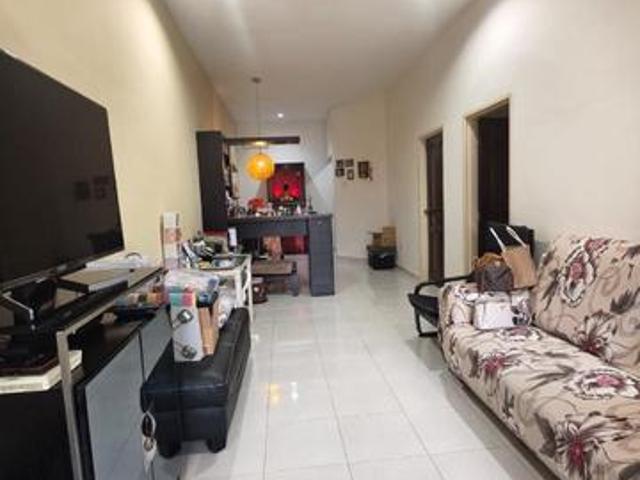 Jp Perdana 8 Single Storey Renovated Extended South